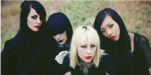 Dum Dum Girls