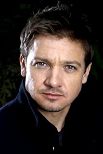 Jeremy Renner