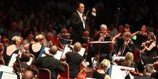 Royal Philharmonic Orchestra & Jonathan Carney